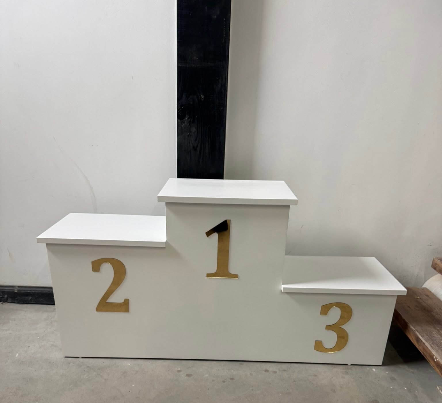 Podium dintr-o bucata