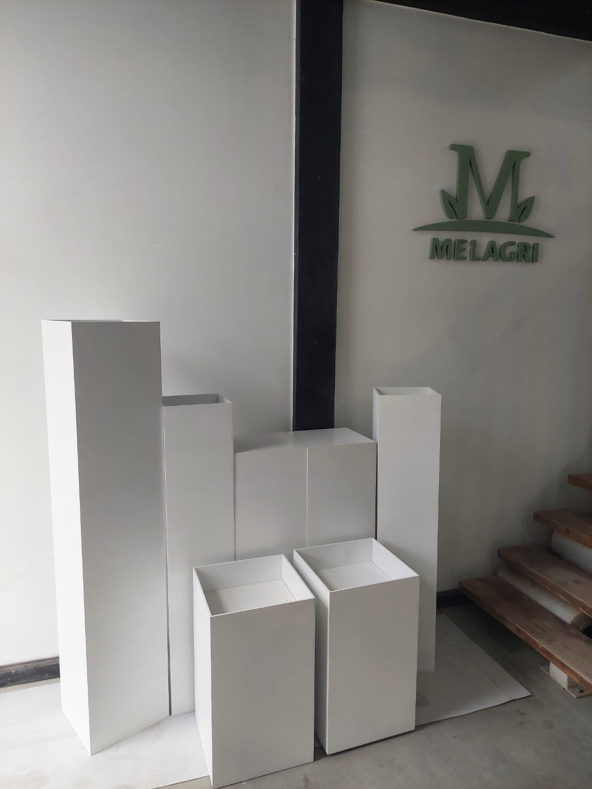 501453492_122270762738234623_8983963923602595355_n Stalp cu fund fals ,10 cm adancime - imagine 1